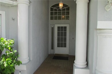 Covered Entry / Front Porch