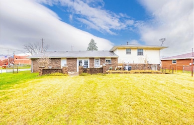 5597 Schiering Dr, Fairfield, OH 45014 - photo 7