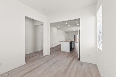 2739 Avril Point St, Las Vegas, NV 89156 - photo 5