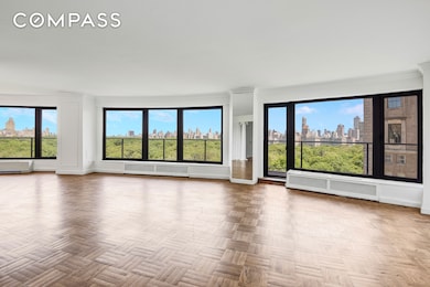200 Central Park S unit 14B, New York, NY 10019 - photo 6