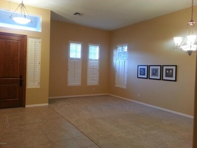 AVERY - 1159 W Silver Creek Rd - LR