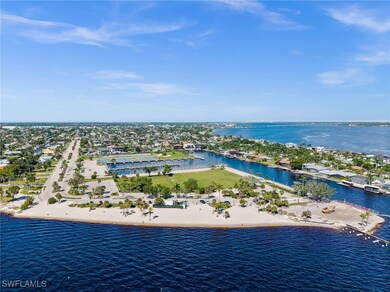 1020 Dolphin Dr, Cape Coral, FL 33904 - photo 6