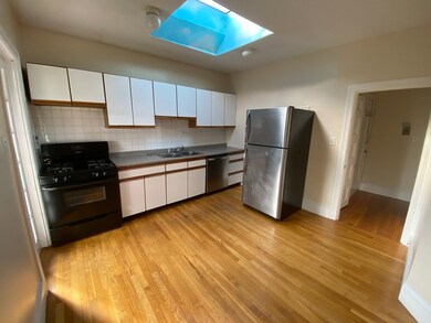 1489 Beacon St unit 4, Brookline, MA 02446 - photo 5