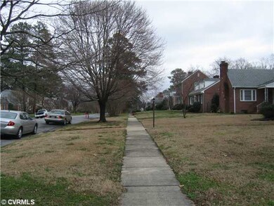 Exterior Front - Picture of street. Nice quiet env