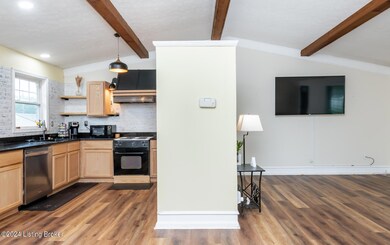 8221 Rochelle Rd, Louisville, KY 40228 - photo 7