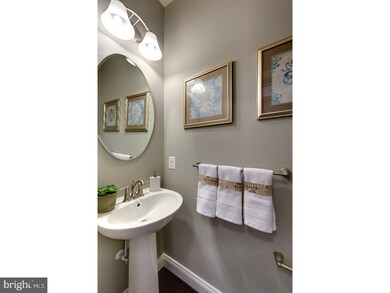 602 Quarry Point Rd, Malvern, PA 19355 - photo 4