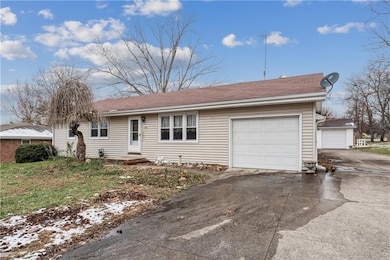 12 SE 15th St, Concordia, MO 64020 - photo 3