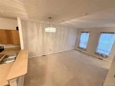 41290 Maplewood Dr unit 2, Canton, MI 48187 - photo 7