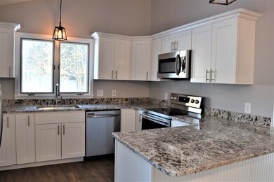 39 Fox Run Ln, New London, NH 03257 - photo 3