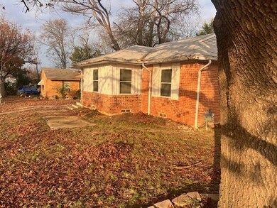 View of side of home