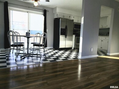 4215 W 16th St, Davenport, IA 52804 - photo 6