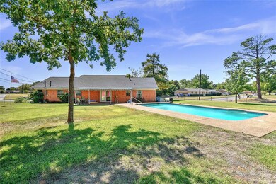2831 Sunset St, Denison, TX 75020 - photo 4