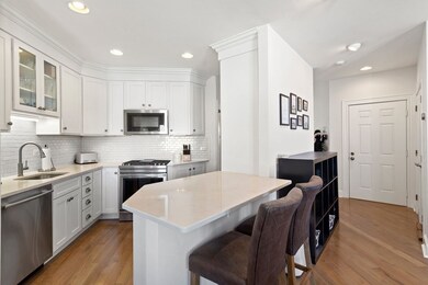 171 Walnut St unit 2, Dorchester, MA 02122 - photo 3