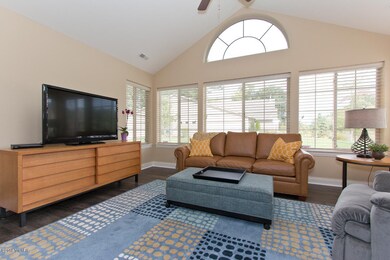 017 sun room - IMG_1360