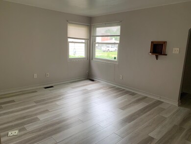 303 Derrer Rd unit 305, Columbus, OH 43204 - photo 5