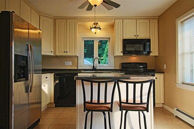 400 W Hollis St, Nashua, NH 03060 - photo 5