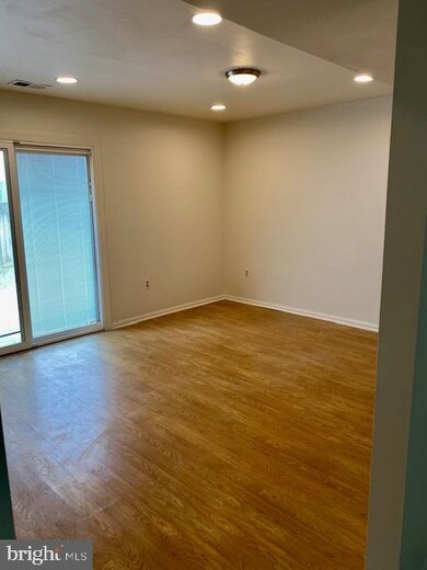 2456 Yarmouth Ln, Crofton, MD 21114 - photo 7