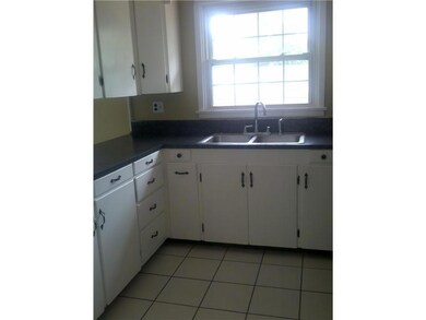 38 Winter St, Millinocket, ME 04462 - photo 5