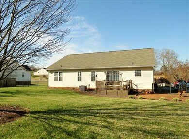 116 Fairgate Dr, Statesville, NC 28625 - photo 6