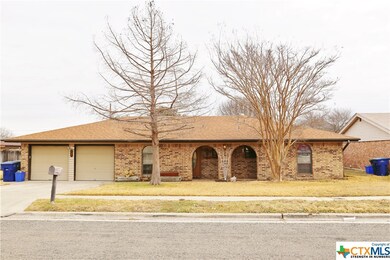 705 Allen St, Copperas Cove, TX 76522 - photo 2