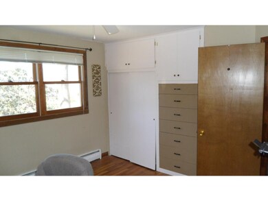 215 Blevens Dr, Manchester, NH 03104 - photo 5