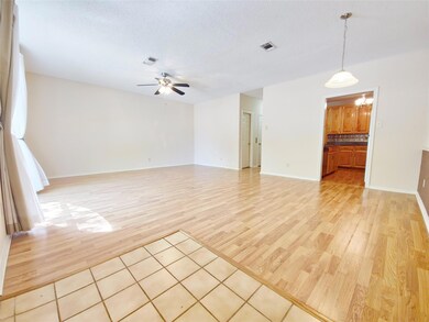 422 W Oak St, Weatherford, TX 76086 - photo 5