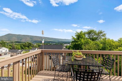 476 Thompson St, Strasburg, VA 22657 - photo 6