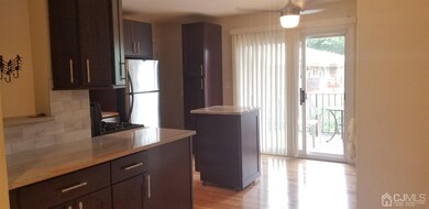 New Kitchen. 42' Cabinets