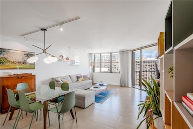 Brickell Condos unit D2006, Miami, FL 33129 - photo 2