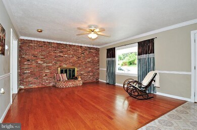 13007 Beechtree Ln, Bowie, MD 20715 - photo 2