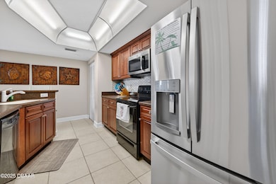 DiMucci Twin Towers, Daytona Beach, FL 32118 - photo 5