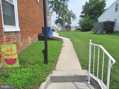 209 N Queen St, Littlestown, PA 17340 - photo 6