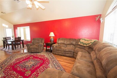 4408 Snowy Owl Cir, Norman, OK 73072 - photo 4