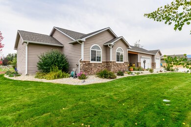 740 Duck Pond Way-57