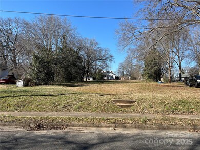 1105 Earl St, Shelby, NC 28150 - photo 2