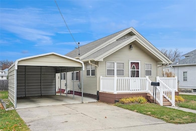 510 N 3rd Ave E, Newton, IA 50208 - photo 2