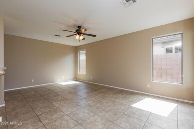 6) GREAT ROOM