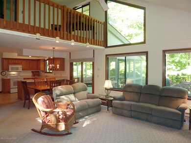 1164 Stonewall Dr, Pocono Pines, PA 18350 - photo 3