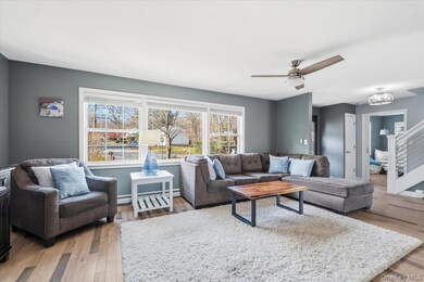 67 Thoreau Ct, Yorktown Heights, NY 10598 - photo 4