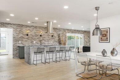 4 Latham - Design Details throughout (3)