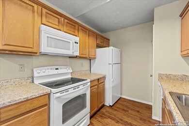 9140 Timber Path unit 1403, San Antonio, TX 78250 - photo 7