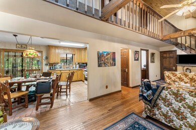 128 Whippoorwill Dr, Bushkill, PA 18324 - photo 2