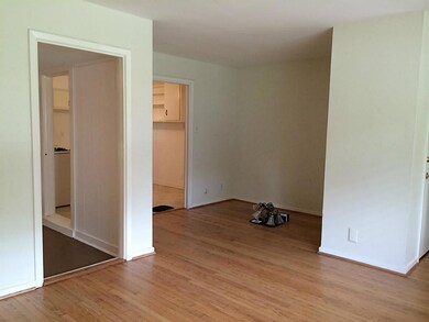 1423 Hewitt Dr, Houston, TX 77018 - photo 6