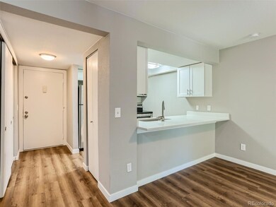 14140 E Temple Dr unit U04, Aurora, CO 80015 - photo 2