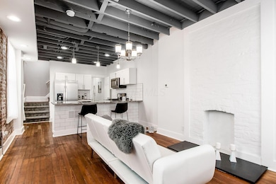 019_ St Columbus OH 43205 USA