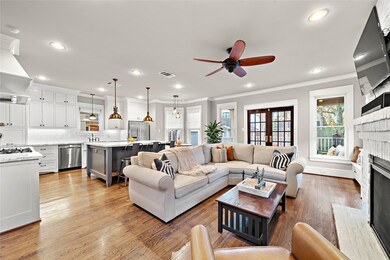 944 Pecore St, Houston, TX 77009 - photo 3