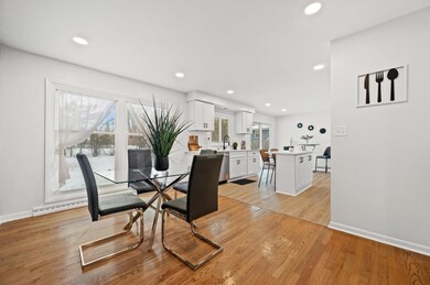 7216 N Mohawk Ave, Glendale, WI 53217 - photo 6