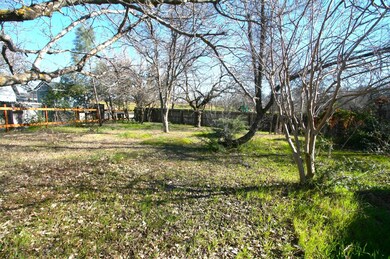 2667 Forest Ct, Redding, CA 96002 - photo 3
