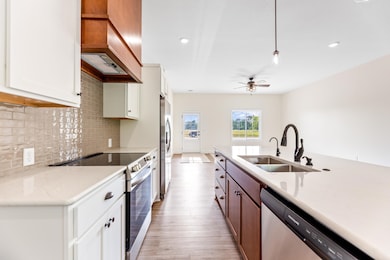 1208 Stutzman, Halstead, KS 67056 - photo 7