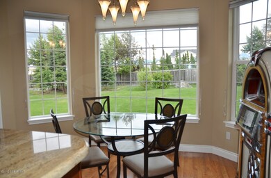 Breakfast Nook to Sunny Deck & Yard
